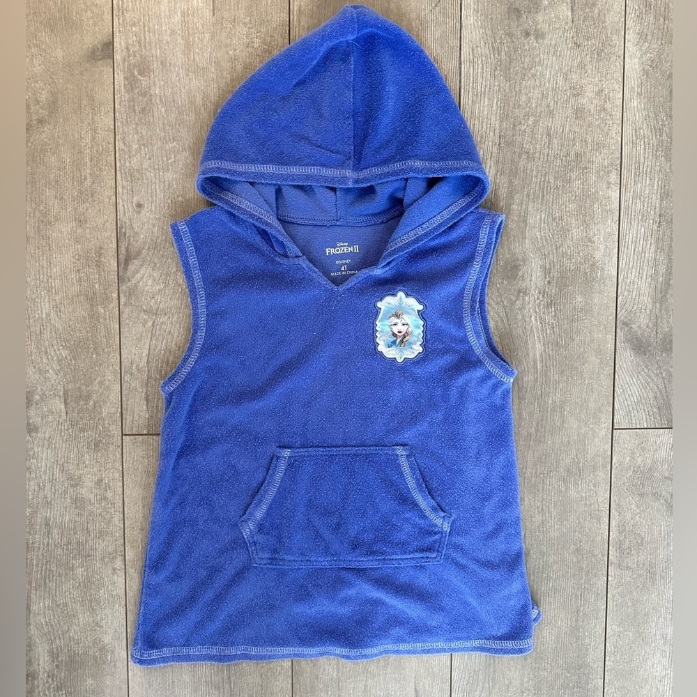 Disney Frozen Swim Coverup Sleeveless Hoodie Girl 4T
Euc 

Bin GG